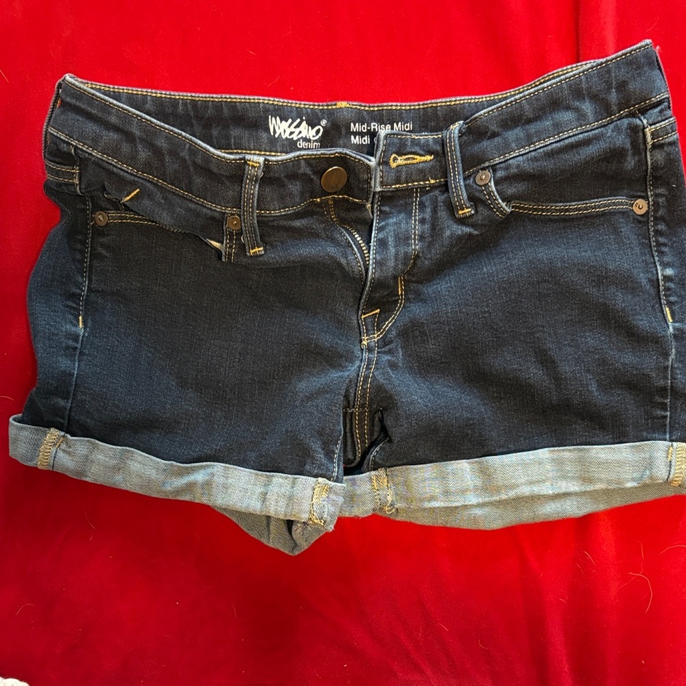 Mossino Target Brand Women's Deep Blue Jean Shorts
